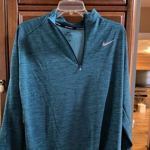 Nike dri-fit long sleeve pullover